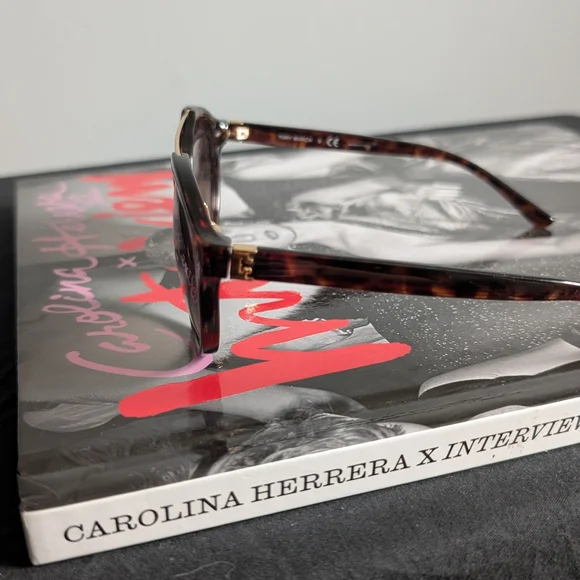 Stylish Tortoise Shell Sunglasses - Picture 4 of 6